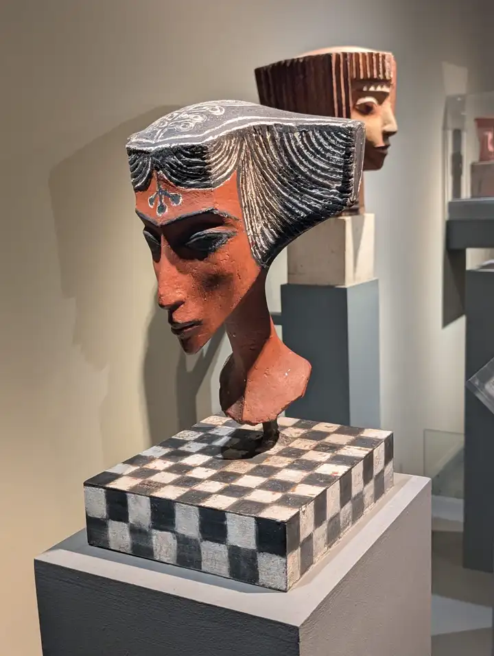 Sculpture dans un musée