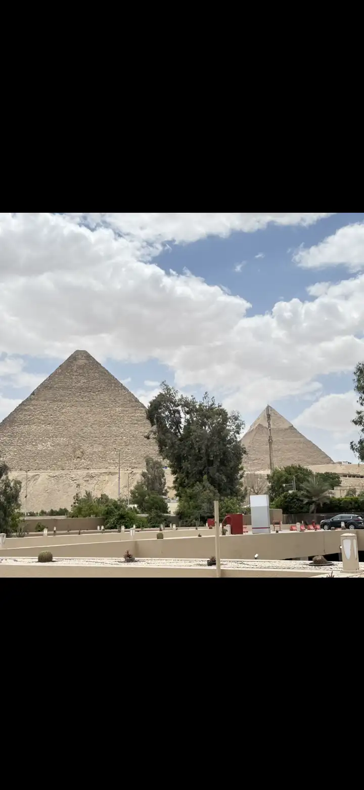 Les Pyramides de Gizeh